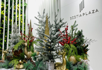 Scotia Plaza Christmas Decorations